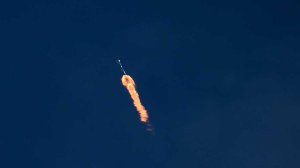 Spacex's Falcon 9 Rocket Faces Rare Failure