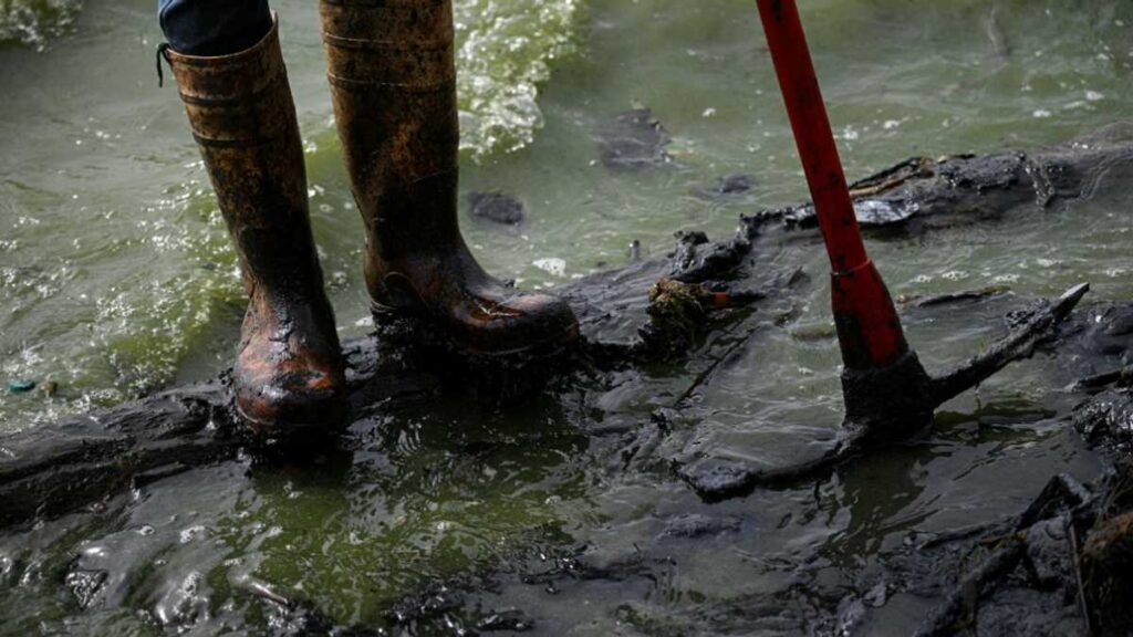 The Oil Polluted Lake Is A Symptom And Symbol Of Venezuela's