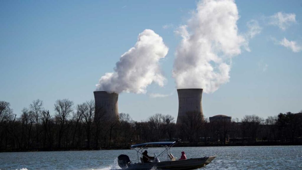 Us Nuclear Power Plant Three Mile Island To Reopen To